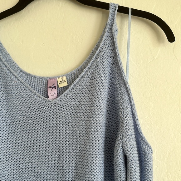 Francesca’s Cold Shoulder Sweater - Picture 3 of 10